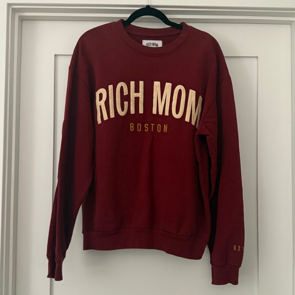 Rich Mom Sweatshirt - Boston